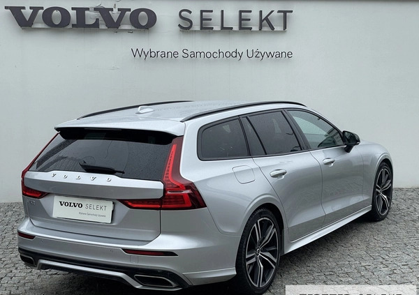 Volvo V60 cena 134900 przebieg: 120000, rok produkcji 2020 z Warszawa małe 631